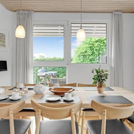 Gorgeous In With Kitchen