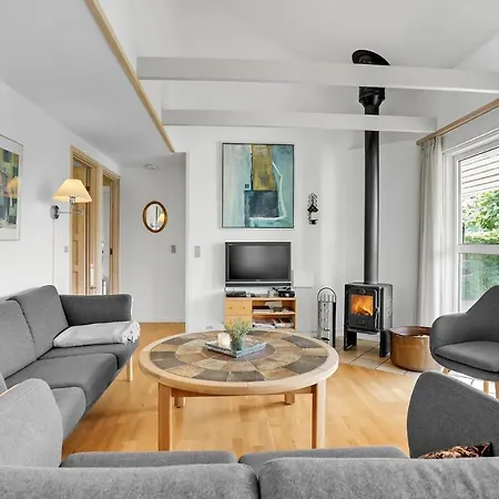 Gorgeous In With Kitchen